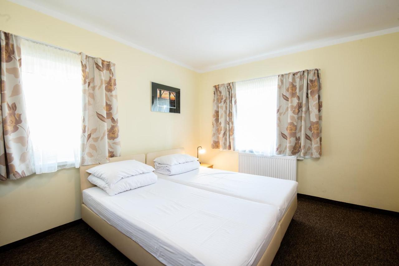 Nad Brzegiem Baltyku Hotel Sarbinowo Ngoại thất bức ảnh